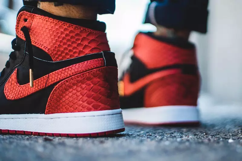 Kenkäkirurgi kielsi Air Jordan 1 Red Pythonin