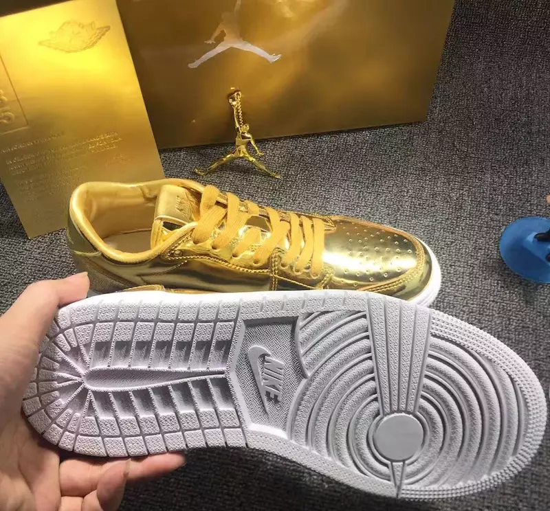 Air Jordan 1 Gold me majë të ulët