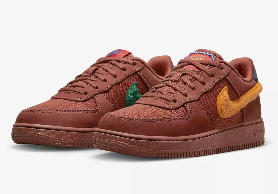 Pandangan Pertama: Nike Air Force 1 Low “We Are Familia”