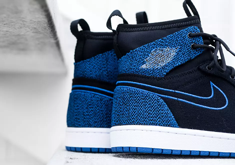 Air Jordan 1 Ultra High Royal ရနိုင်သည်။