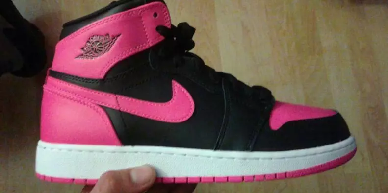 Serena Williams Air Jordan 1 Pink Data lansării