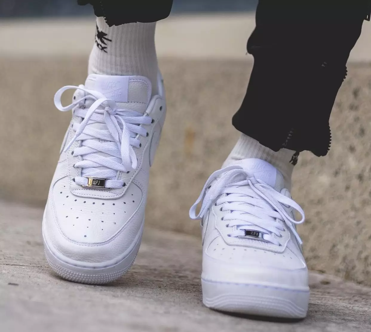 تاریخ انتشار Drake NOCTA Nike Air Force 1 Lover Boy CZ8065-100