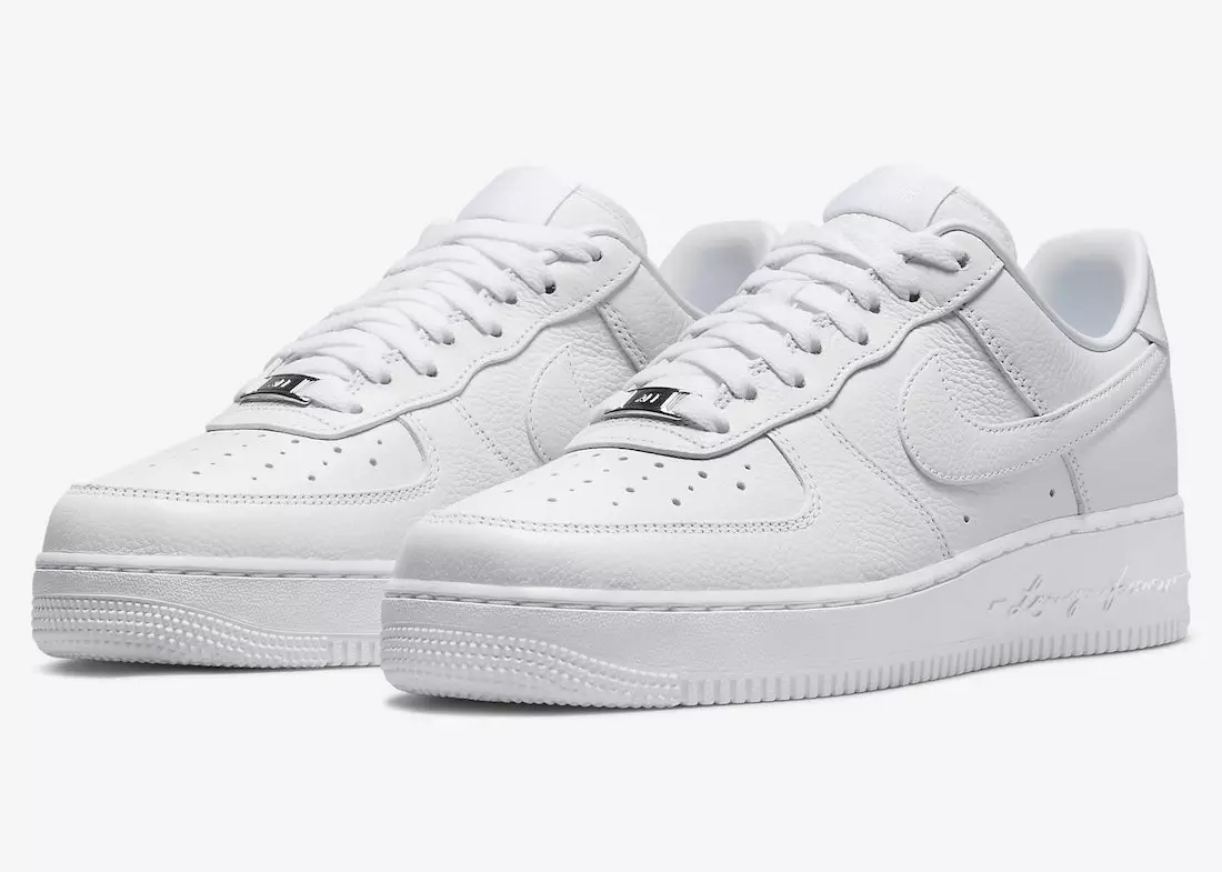 Offiziell Fotoe vum Drake's NOCTA x Nike Air Force 1 Low "Certified Lover Boy"