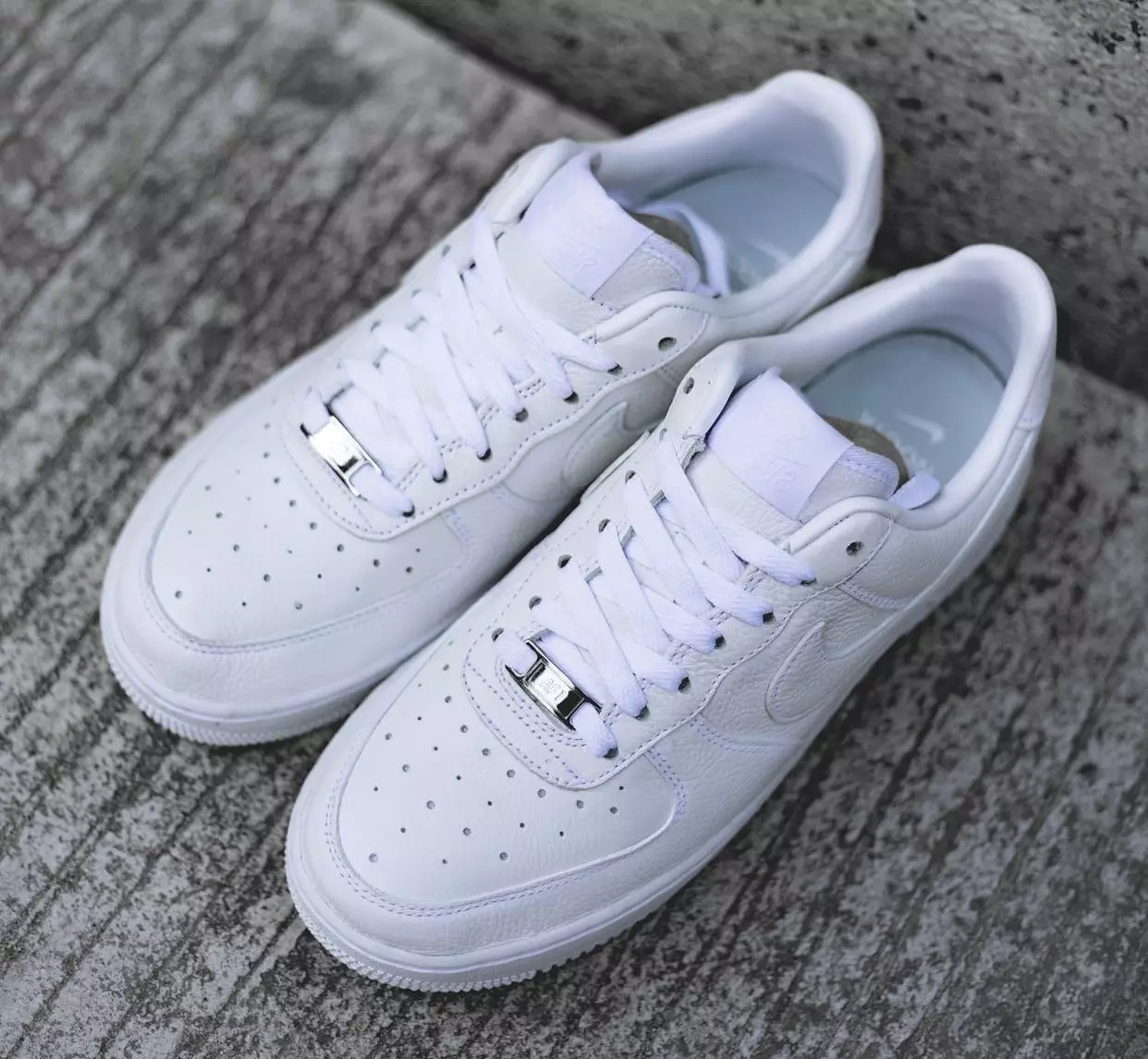 Drake NOCTA Nike Air Force 1 Certified Lover Boy CZ8065-100 Julkaisupäivä