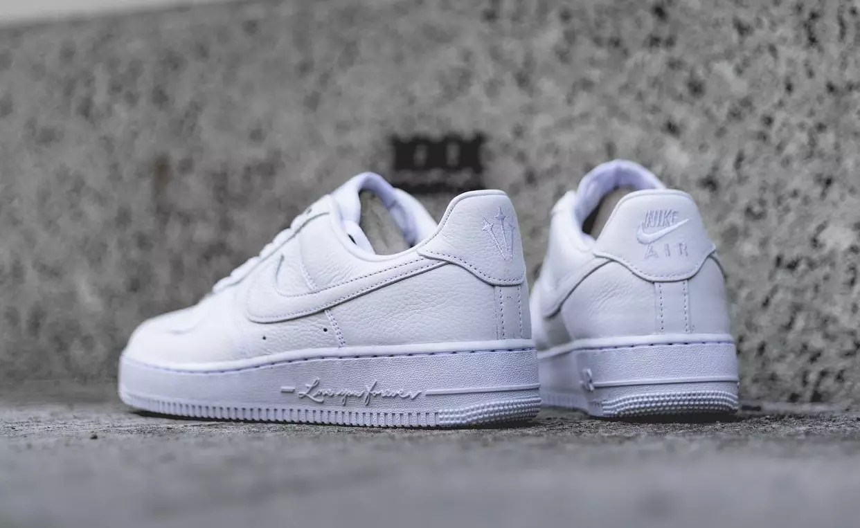 Drake NOCTA Nike Air Force 1 Certified Lover Boy CZ8065-100 Megjelenés dátuma