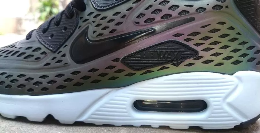 Nike Air Max 90 hologràfic