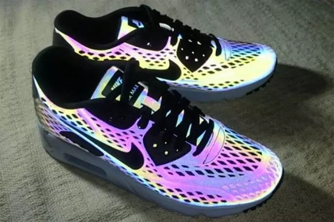 Nike Aeir Max 90 Ultra Moire Holographic