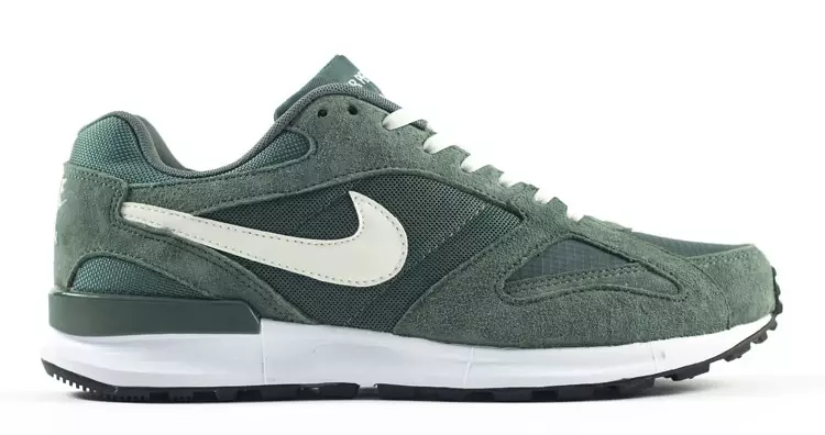 nike-sportswear-2015-releases-18