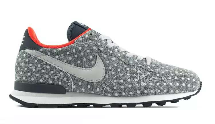 nike-Sportswear-2015-Releases-19