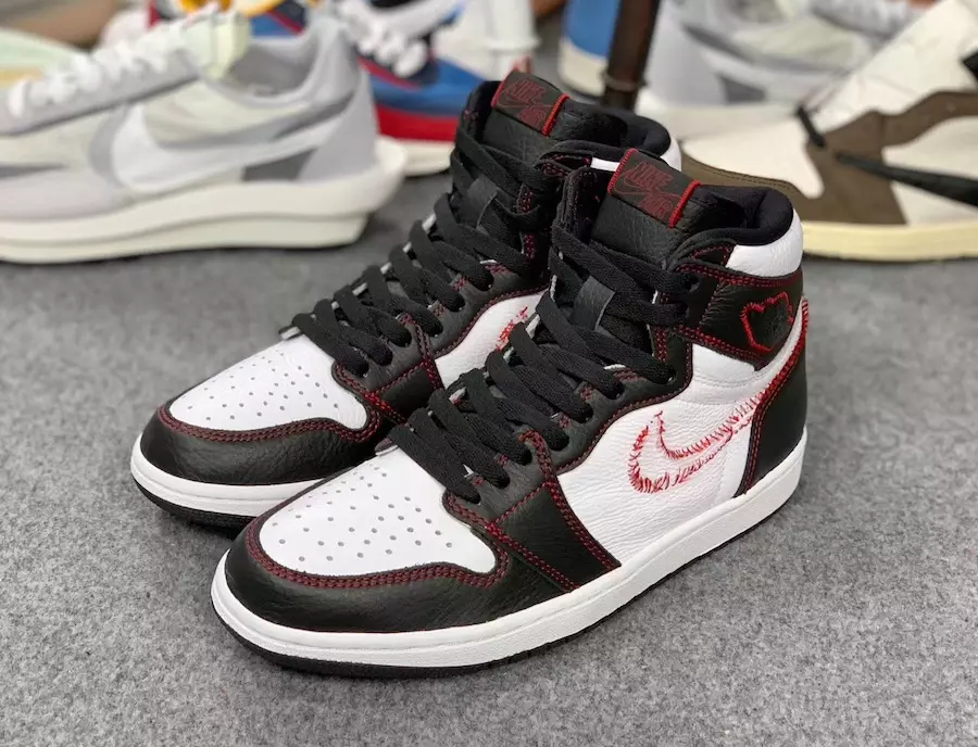 ir Jordan 1 Dinimiciúla Buí 555088-170 Dáta Eisiúna