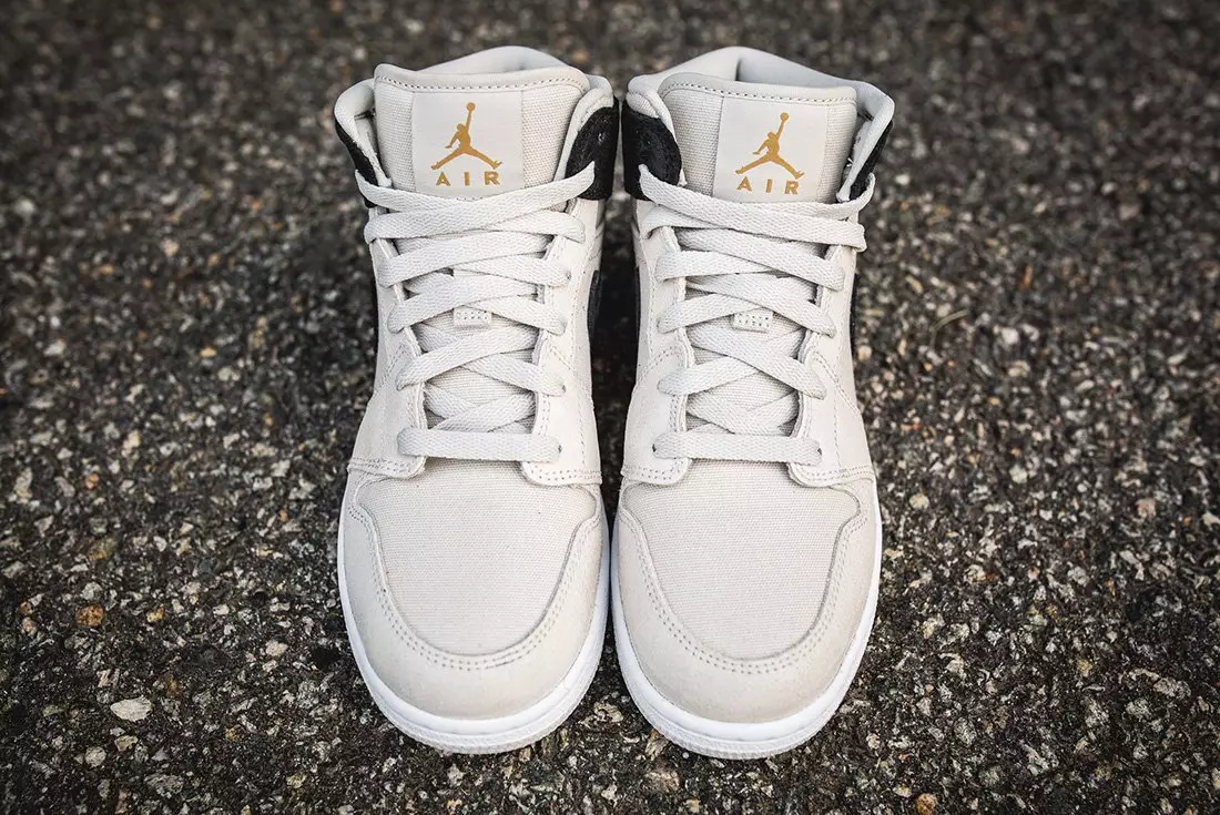 Air Jordan 1 Mid Light Bone Metallic Gold