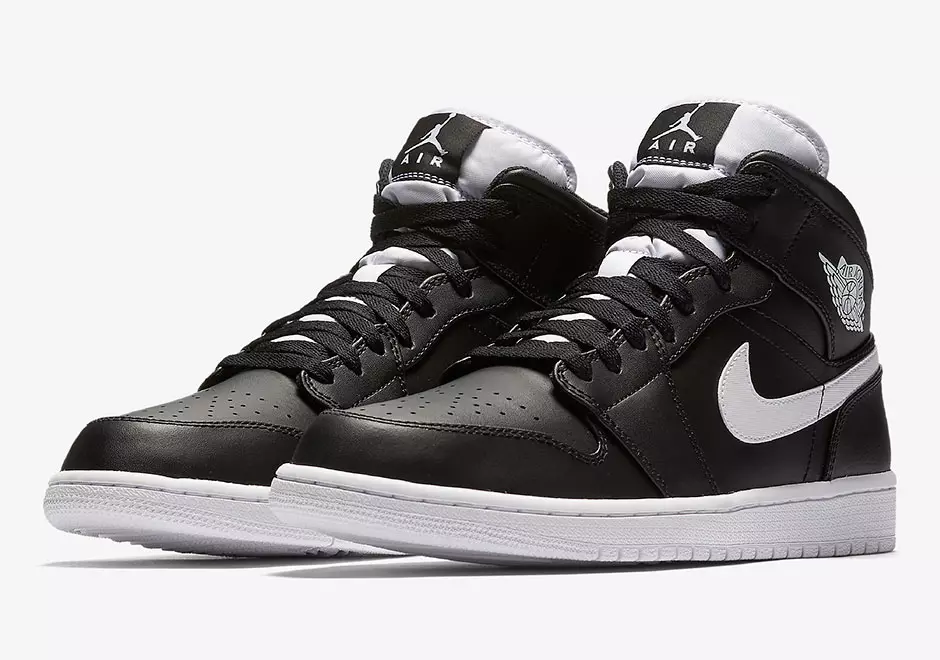 Air Jordan 1 Mid Black White 554724-038