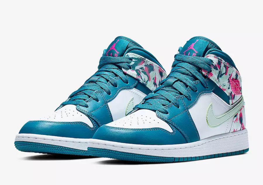 Air Jordan 1 Mid 555112-300 تاريخ الإصدار