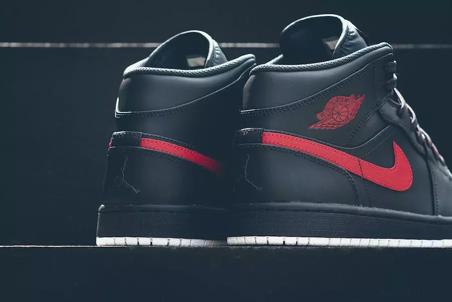 Air Jordan 1 Mid Anthracite Gym Rouge 554724-045