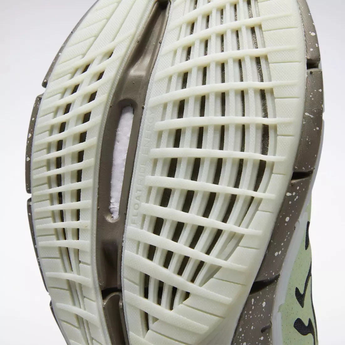 Brain Dead Reebok Zig Kinetica II S23890 発売日