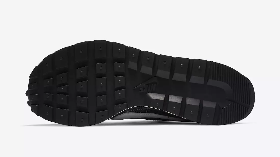Sacai Nike VaporWaffle Black CV1363-001 გამოშვების თარიღი