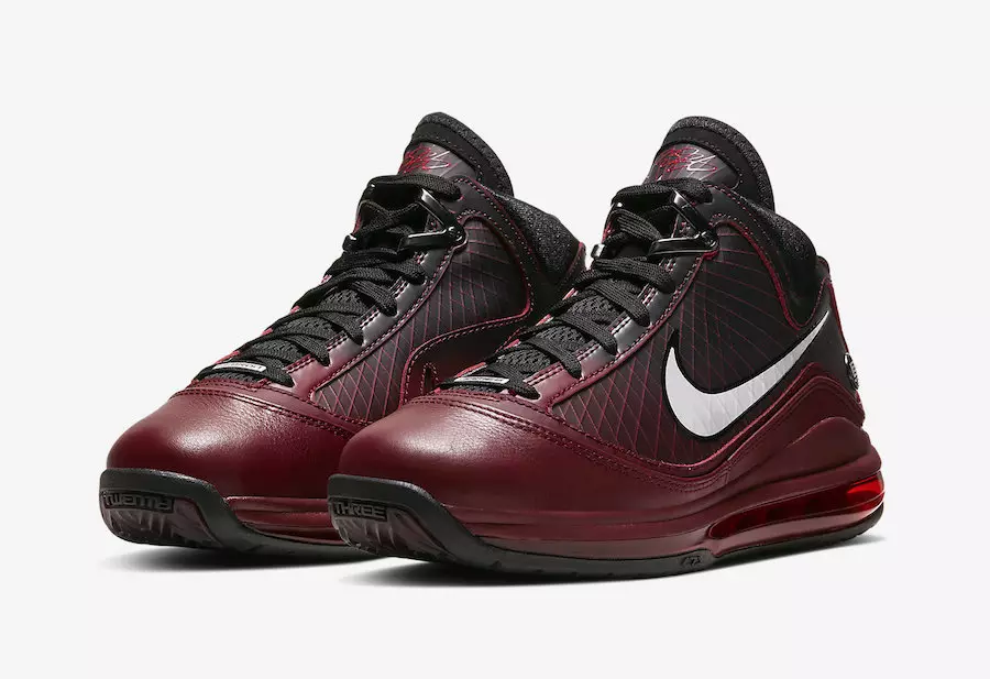 Nike LeBron საშობაო CK0719-600