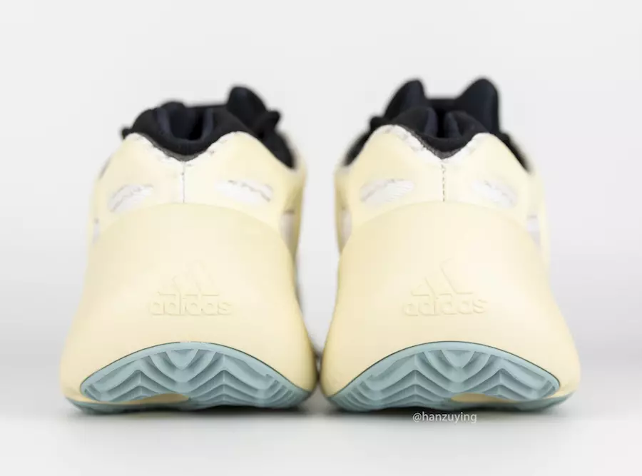 adidas Yeezy 700 V3 Azael Glow in the Dark Датум на издавање FW4980