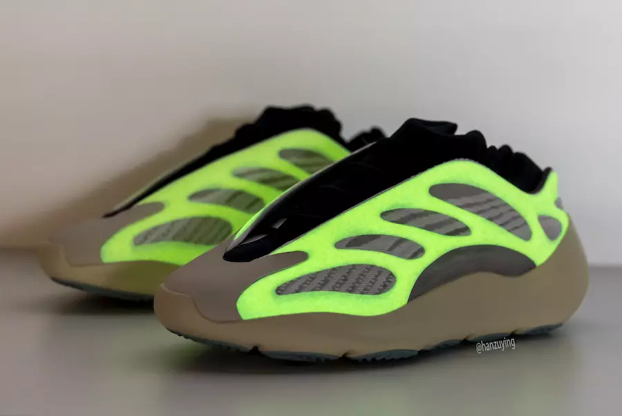 adidas Yeezy 700 V3 Azael Glow in the Dark FW4980 Tarikh Tayangan