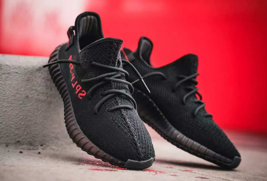 Adidas Yeezy Boost 350 V2 Black Red Дата выпуску