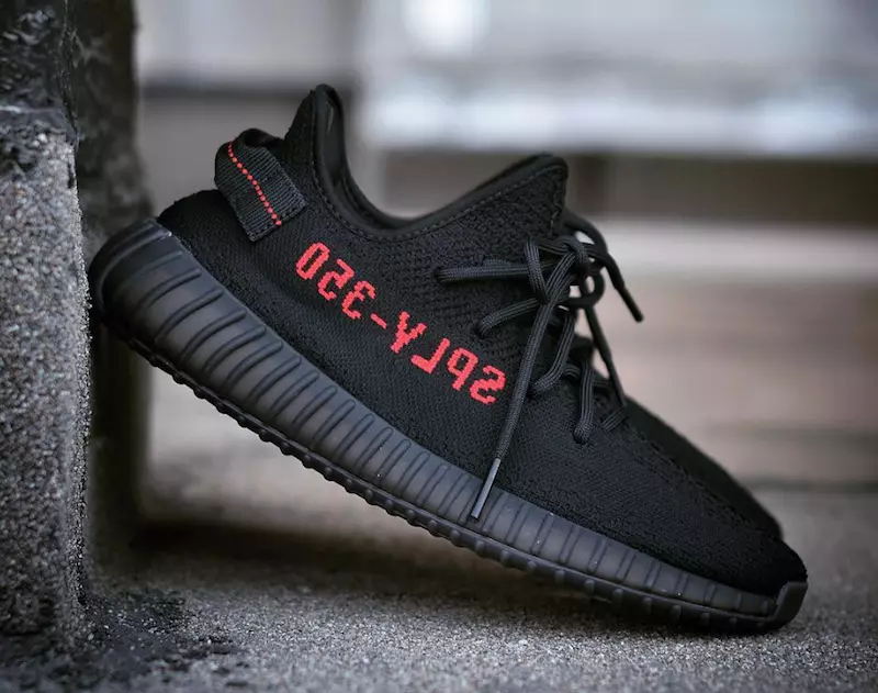 Negre Vermell Yeezy Boost 350 V2 CP9652