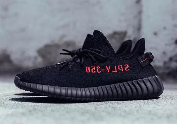 adidas Yeezy Boost 350 V2 Core Noir Solaire Rouge