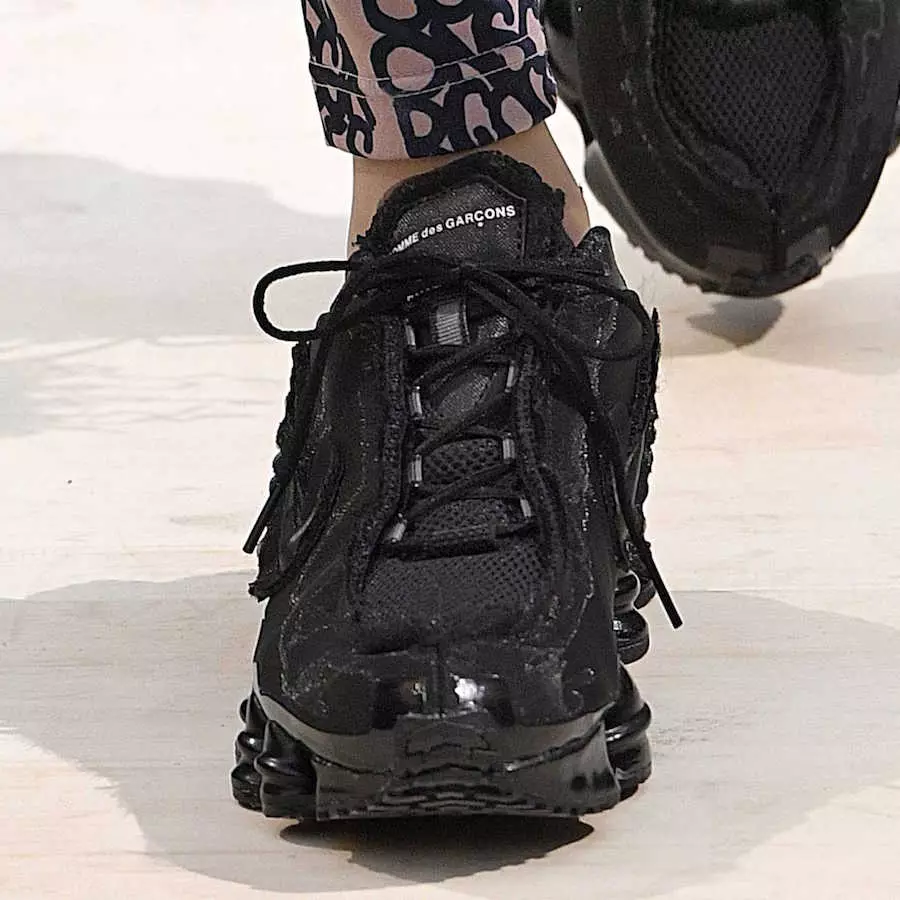 Comme des Garcons x Nike Shox Black шығарылым күні