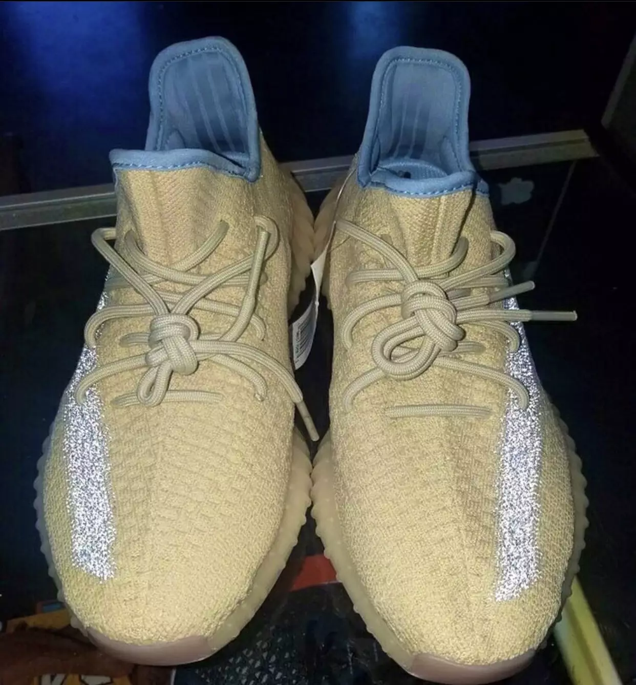 adidas Yeezy Boost 350 V2 Lino