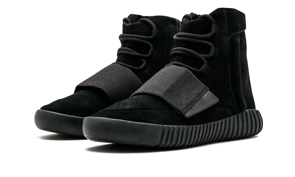 adidas Yeezy Boost 750 טריפל שחור