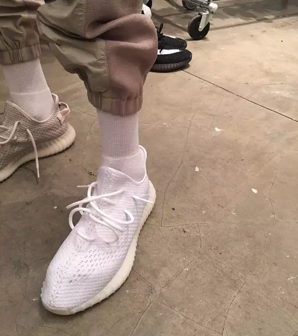 Íosluchtaigh adidas Yeezy 350 Stráice Treisiú