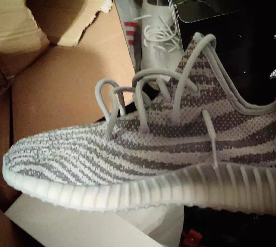 Yeezy 350 აძლიერებს ევოლუციას