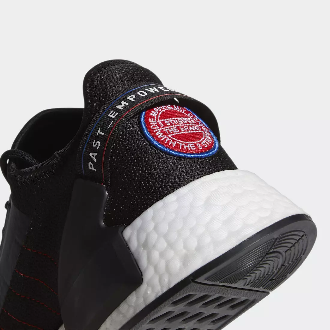 adidas NMD R1 V2 Nero Scarlet Blu GX6266 Data di rilascio