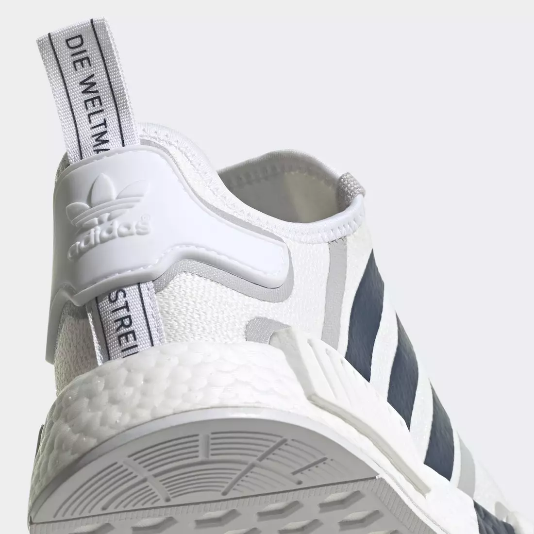 adidas NMD R1 White Crew Navy Grey G55576 Utgivelsesdato