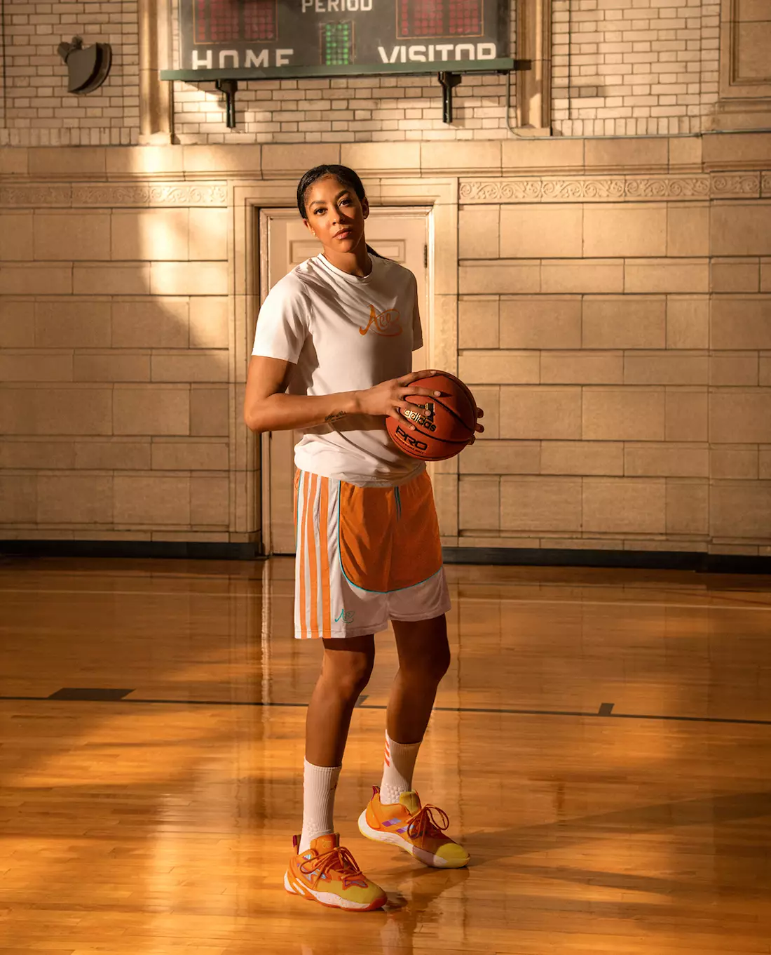 Candace Parker adidas Exhibit Ace Low Datum vydání