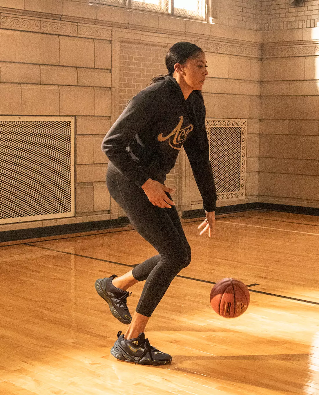 Candace Parker adidas Exhibit Ace Low Datum vydání