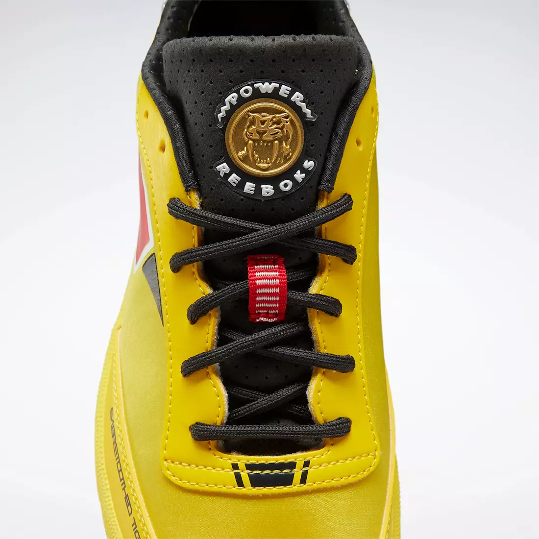 Reebok Club C Power Rangers GW2424 Buraxılış Tarixi