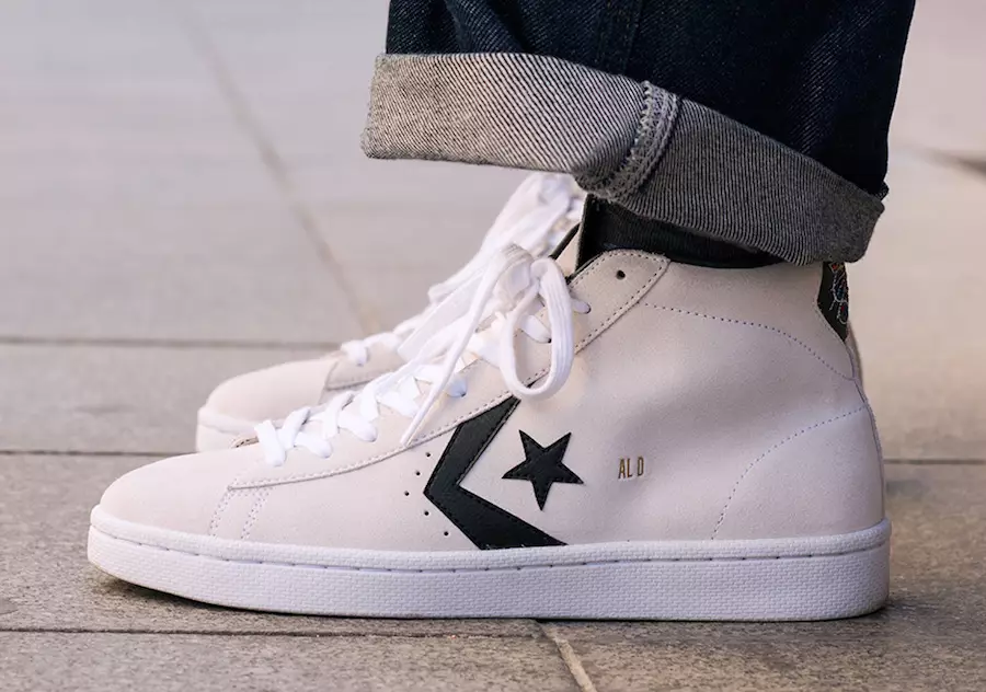 Al Davis x Converse Court-pakke