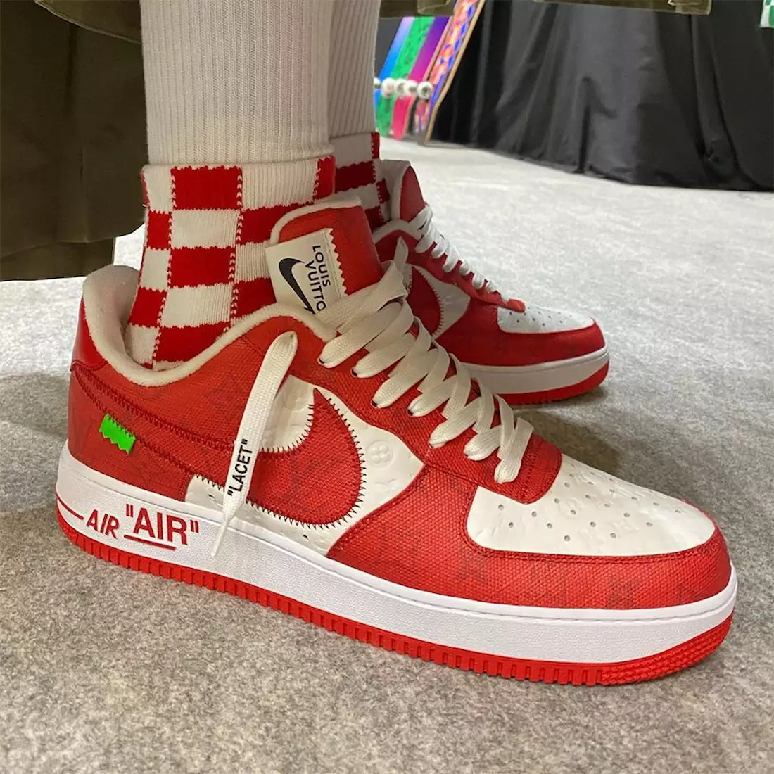 Louis Vuitton Nike Air Force 1 zemā izlaišanas datums