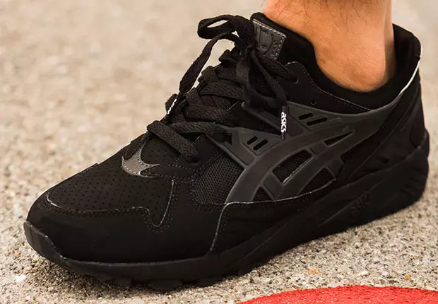 Asics-Gel-Kayano-Blackout-1