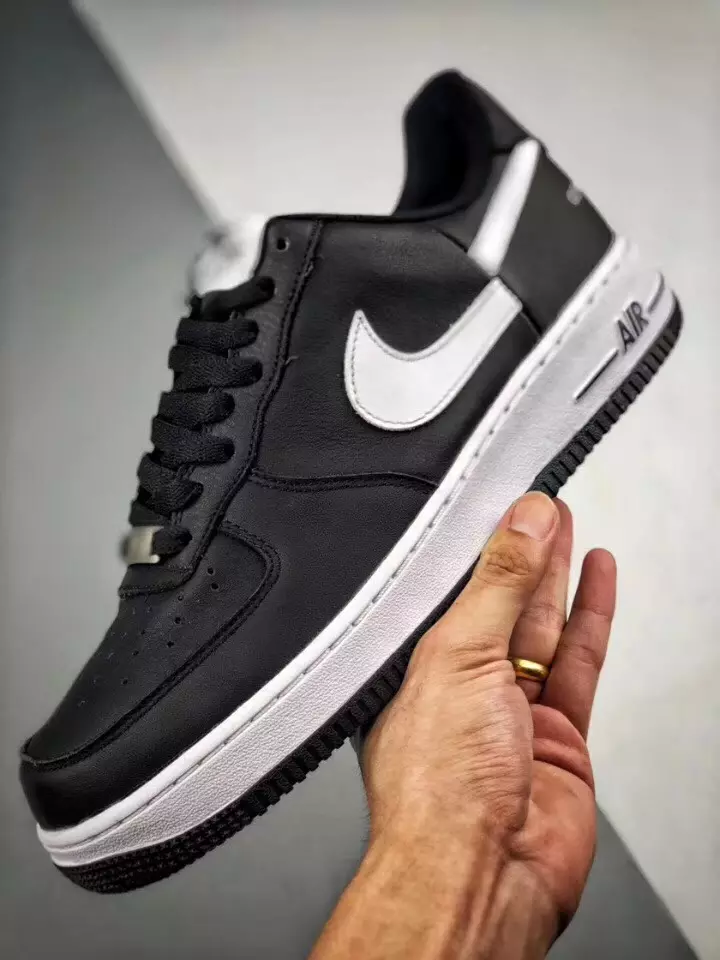 Supreme x CDG x Nike Air Force 1 төмен қара түсті