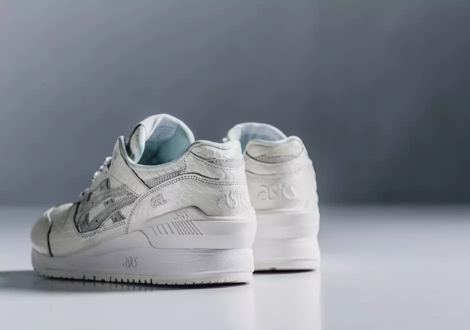 ASICS Gel Respector ホワイトマンバ