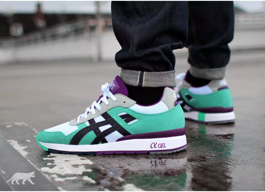 asics-gt-ii-mint-schwaarz-wäiss-violett-1