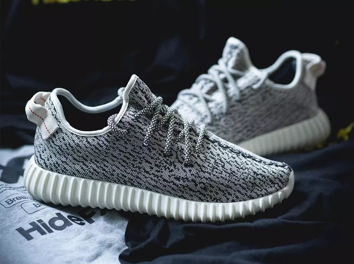 adidas Yeezy Boost 350 Turtle Dove 再入荷 2022 リリース日