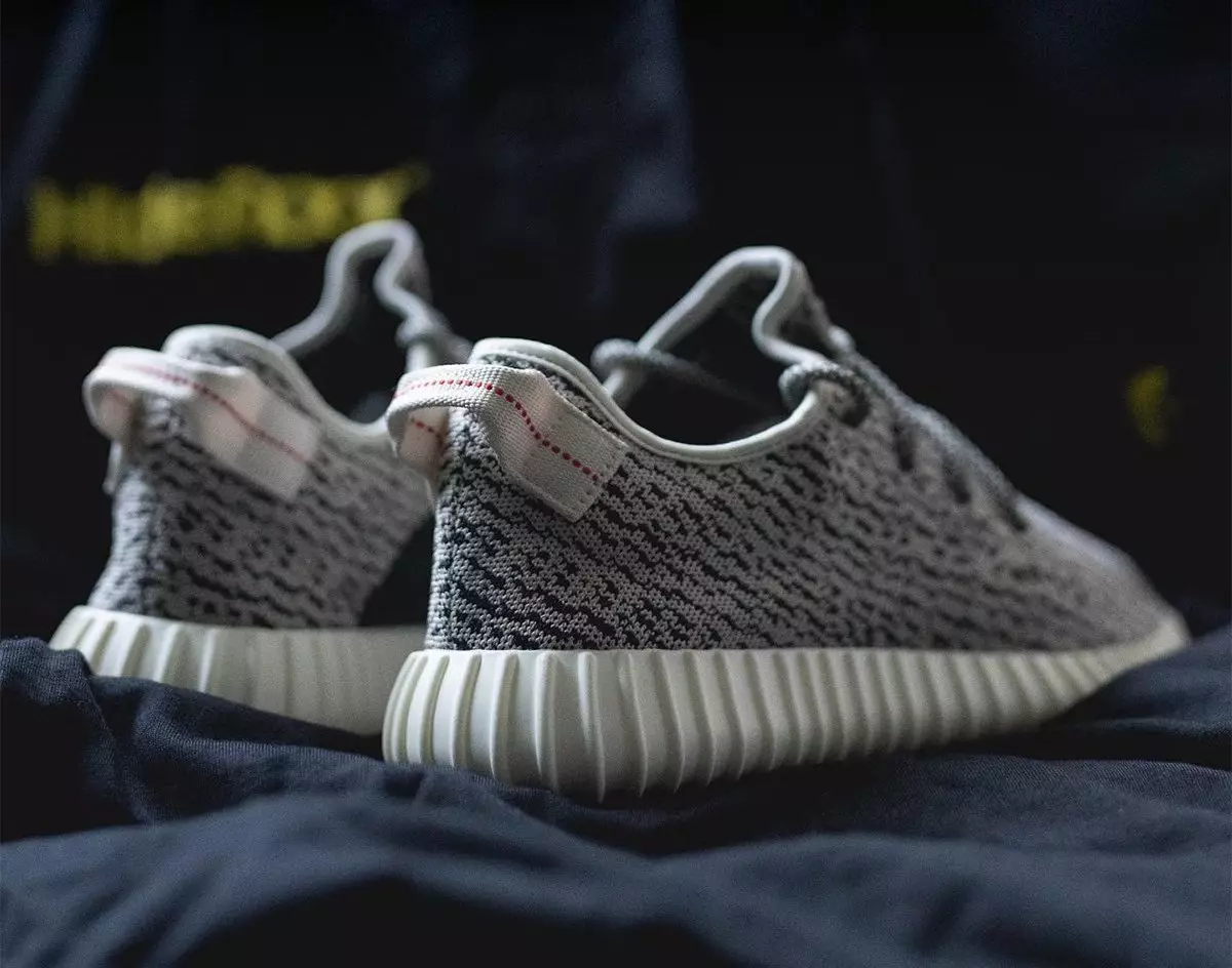 adidas Yeezy Boost 350 Turtle Dove 再入荷 2022 リリース日