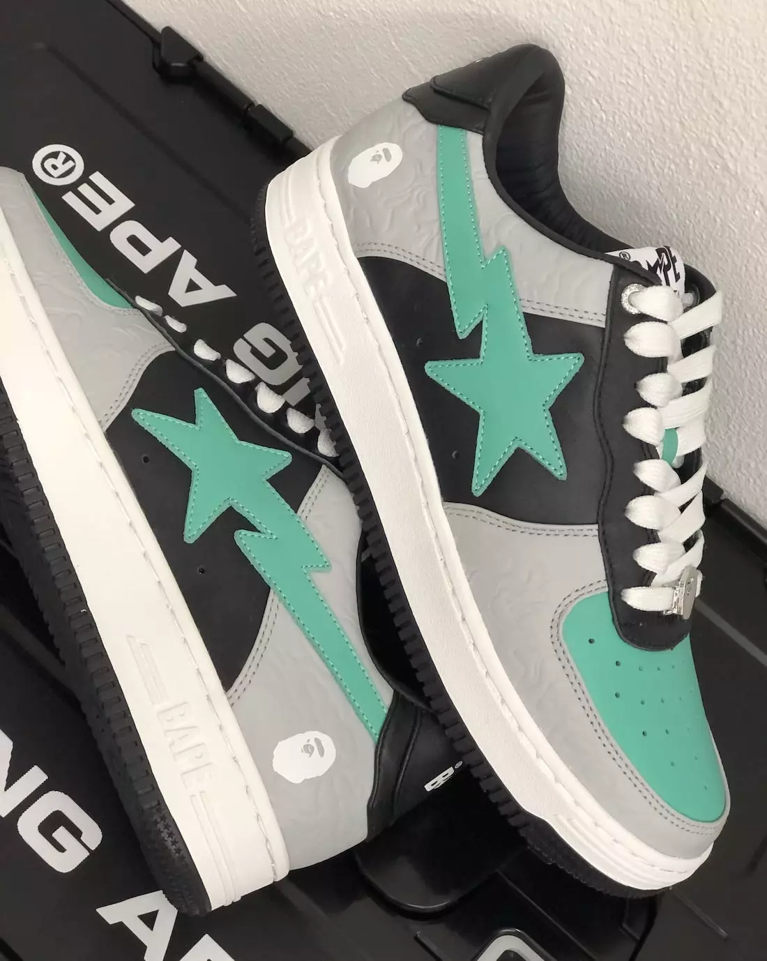 A Bathing Ape Bapesta Data Rilaxx ta' Ottubru 2021