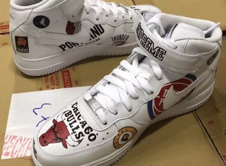 Prvý pohľad: Supreme x Nike Air Force 1 Mid Pack