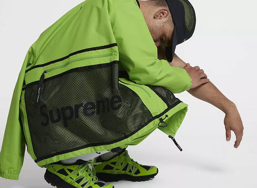 Koleksi Pakaian Supreme x Nike Dirilis Bulan Ini