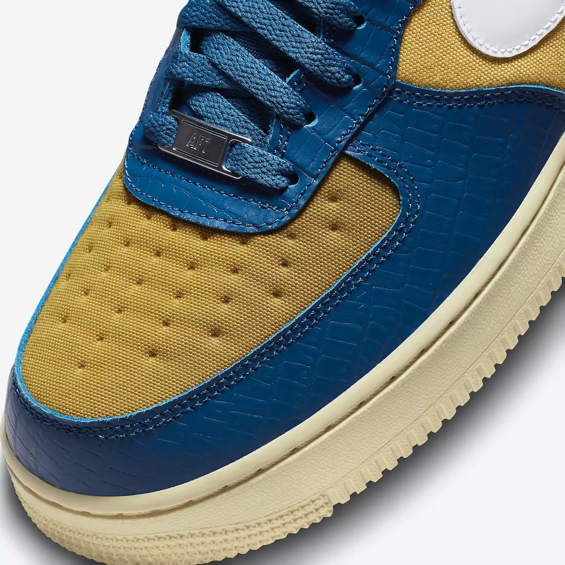 Neporažený Nike Air Force 1 Low Dunk vs AF1 DM8462-400 Datum vydání