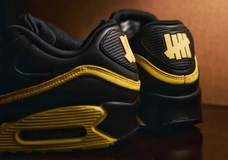 Undefeated Nike Air Max 90 Negras Optic Yellow CJ7197-001 Release Info