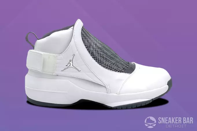 Разговор за маратонки: Air Jordan 19 9142_1